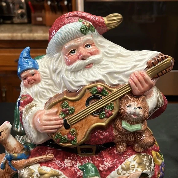 Santa And Friends Holiday Cookie Jar.  Vintage.  Very Pretty and well Done. - Picture 3 of 13
